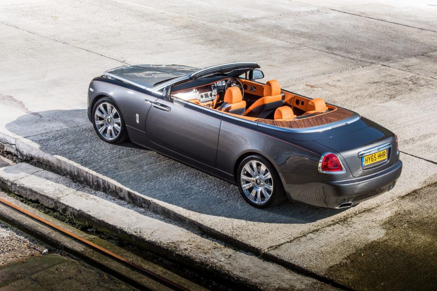  Rolls-Royce Dawn 2015 года  (UK) (фото 21 из 30)
